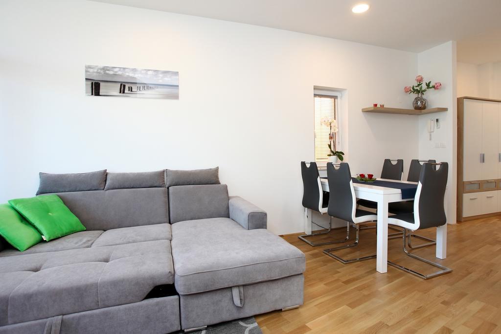 San Simon Sea View Apartment Ll Izola Kültér fotó